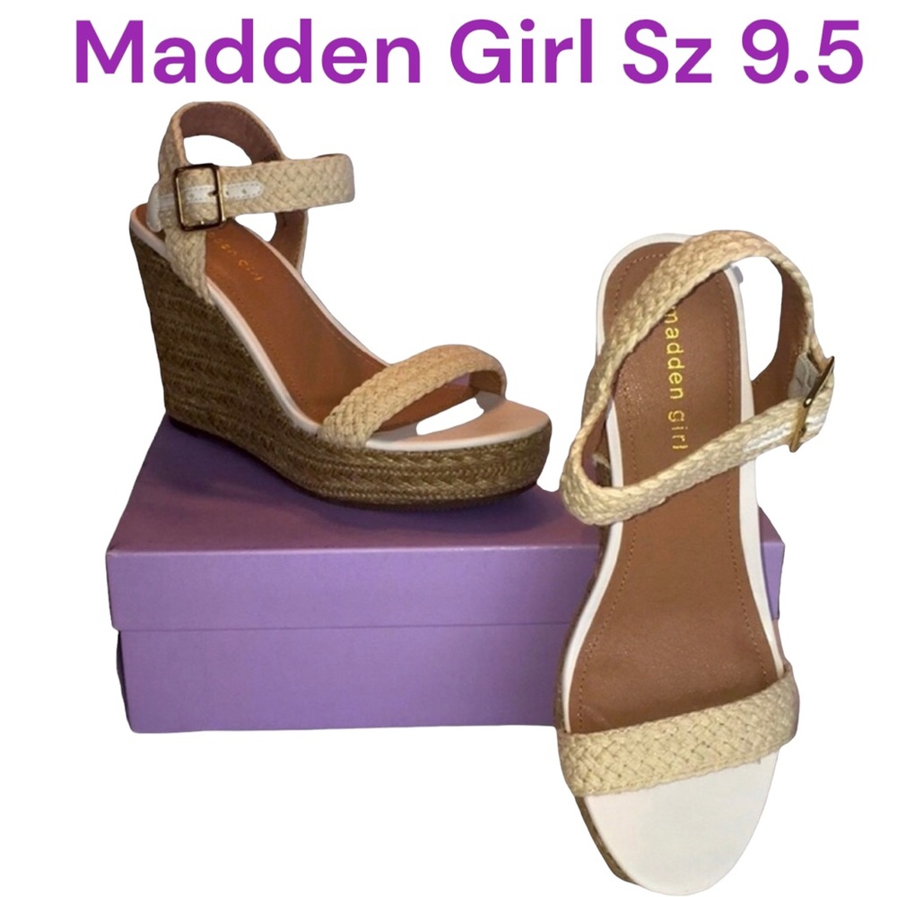 Madden Girl White Espadrille Wedge Sandal Size 9.5M NWOT ( BRAND NEW NEVER WORN)